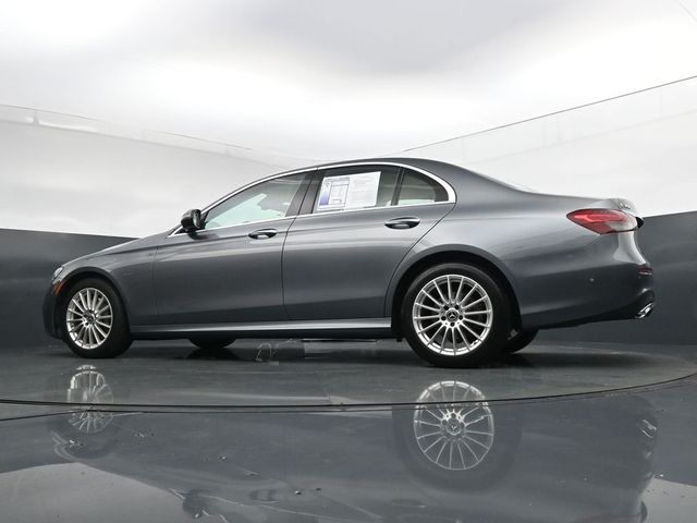 Used 2023  Mercedes-Benz E 350 image 25