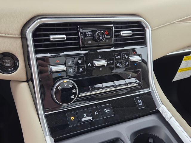 New 2026 White Nissan Platinum image 23