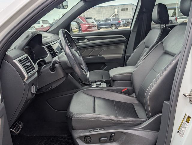 2023 Volkswagen Atlas Cross Sport 2.0T SEL R-Line Black - 11