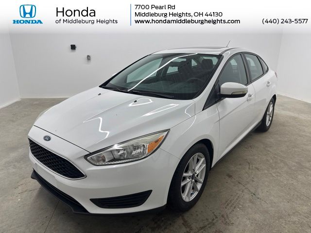 Oxford White 2015 Ford Focus Sedan Front-Wheel Drive 6-Speed Automatic
