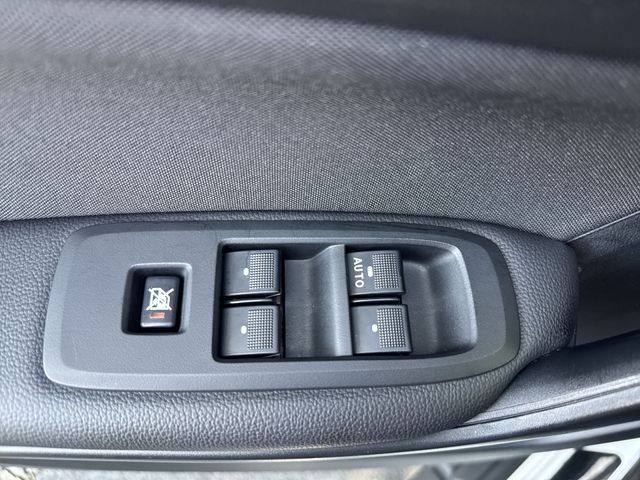 Used 2023 White Ford XLT image 29