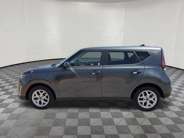2023 Gravity Gray Kia Soul LX FWD Hatchback