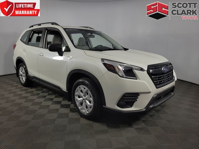 2023 Subaru Forester Base