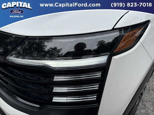 Used 2025 White Nissan SV image 11