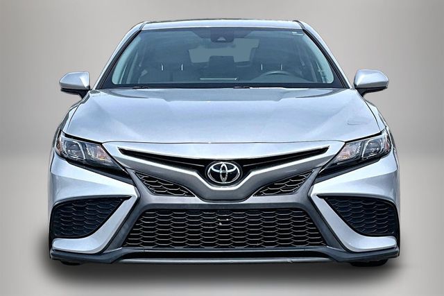 Used 2021 Toyota Camry SE 4D Sedan