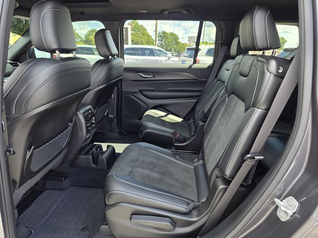 Used 2025 Jeep Grand Cherokee L SUV