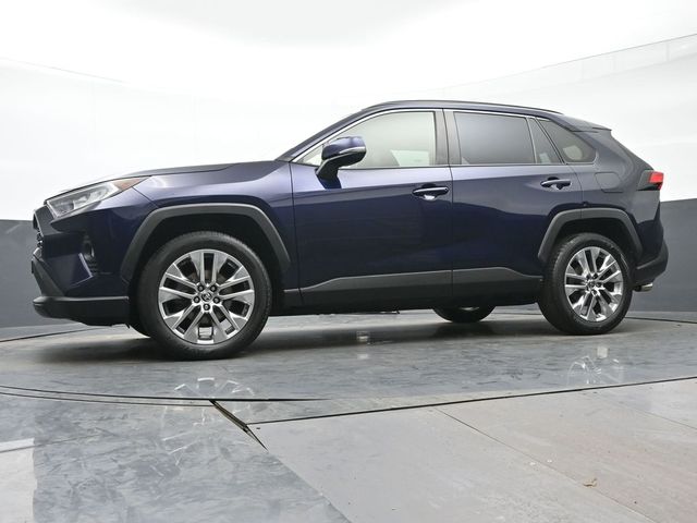 2021 Toyota RAV4 XLE Premium 28