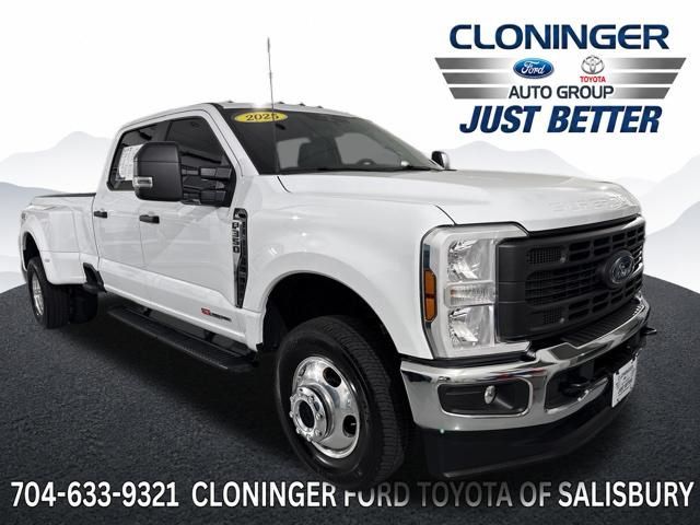  2025 Ford F-350 Super Duty XL Crew Cab LB DRW 4WD   