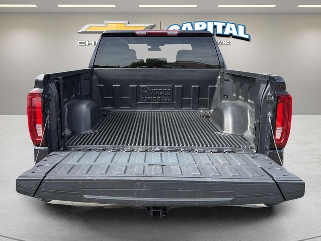 Used 2025 Silver GMC SLT image 31