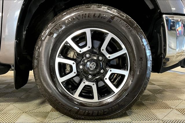 2021 Toyota Tundra SR5 photo