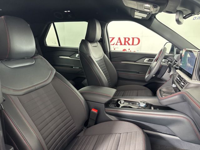 2025 Carbonized Gray Metallic Ford Explorer ST-Line 4X4 SUV