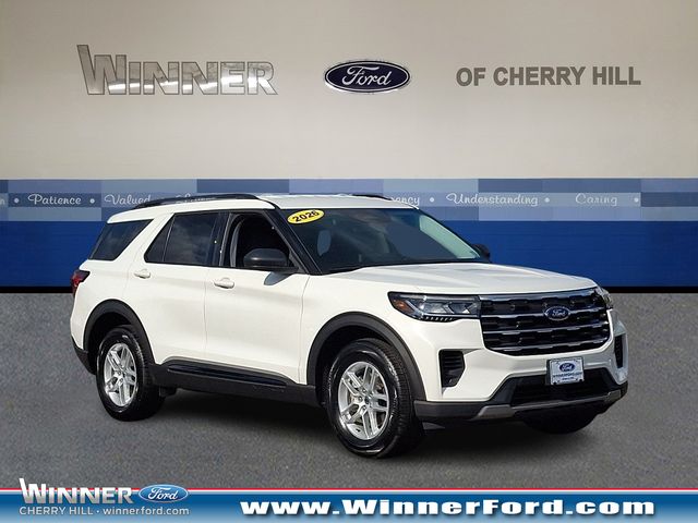 White Metallic 2026 Ford Explorer SUV / Crossover All-Wheel Drive Automatic