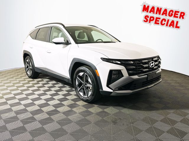 White Pearl 2025 Hyundai Tucson SEL FWD SUV / Crossover Front-Wheel Drive 8-Speed Automatic