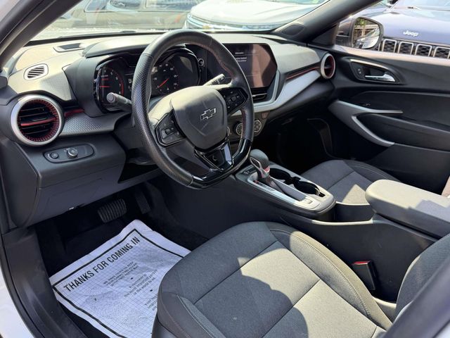 Used 2024 Chevrolet Trax SUV