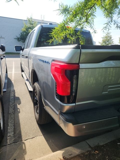 Used 2025 Silver Ford XLT image 4