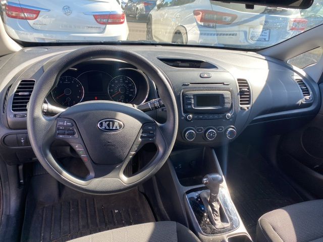 2018 Kia Forte LX 11