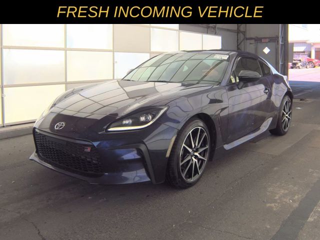 Raven 2023 Toyota GR86 RWD Coupe Rear-Wheel Drive 6-Speed Manual