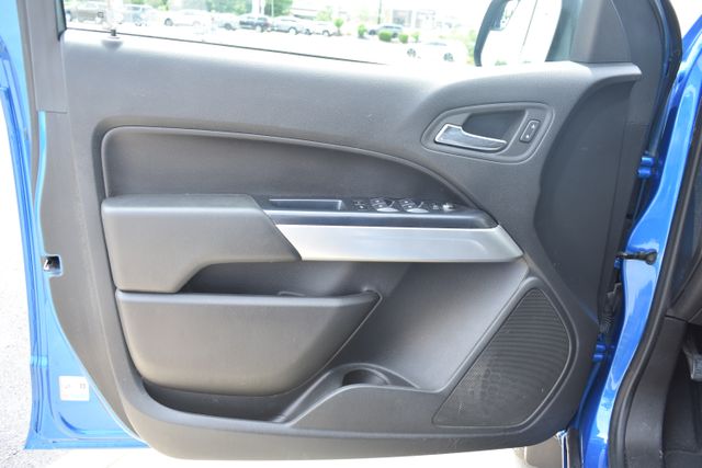 2022 Chevrolet Colorado LT - Photo 10