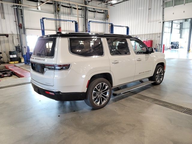 2022 Luxury White Pearlcoat Jeep Grand Wagoneer Series III 4X4 SUV
