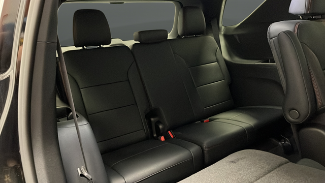 New 2026 Mosaic Black Metallic Chevrolet RS image 25