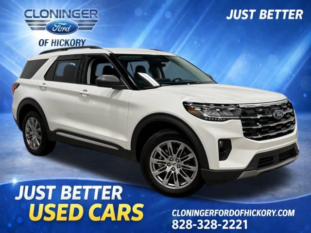 2025 Ford Explorer Active AWD