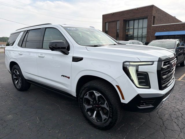 Summit White 2026 GMC Yukon SUV / Crossover Four-Wheel Drive 