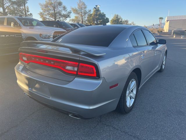 2013 Dodge Charger SE 4