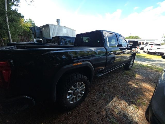 Used 2021 Black GMC Denali image 9