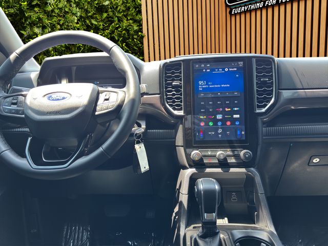 2025 FORD RANGER XLT • FX4 • 4X4 • 2.3L ECOBOOST CLEAN CARFAX • 1 OWNER XLT TECHNOLOGY PACKAGE • 360° CAMERA • ADAPTIVE CRUISE • BLACK APPEARANCE PACKAGE Thumbnail