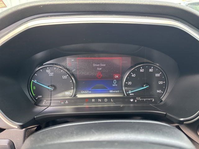 2021 Ford Escape Hybrid SE photo