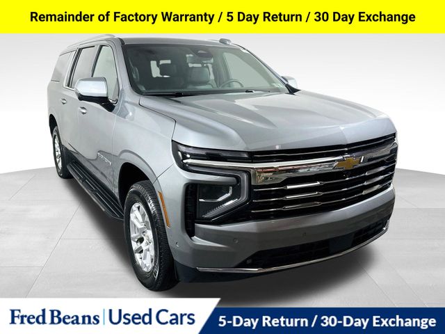Sterling Gray Metallic 2026 Chevrolet Suburban SUV / Crossover Four-Wheel Drive