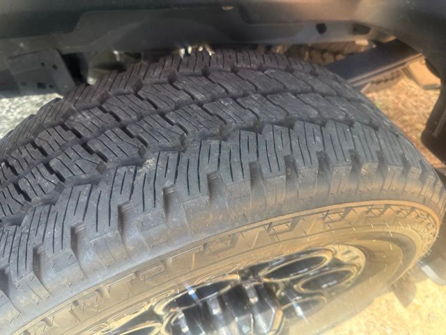 Used 2024 Blue Ford XLT image 3
