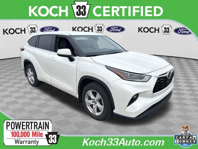 White 2021 Toyota Highlander LE AWD SUV / Crossover All-Wheel Drive 8-Speed Automatic