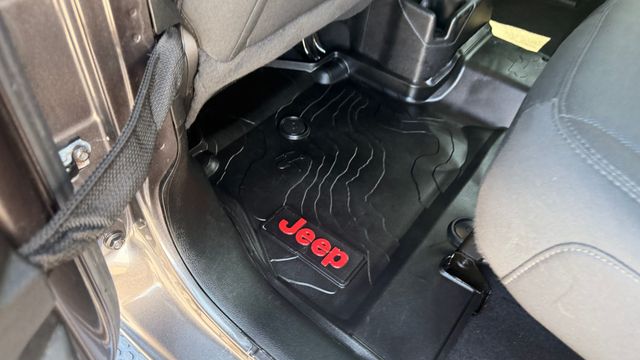 Used 2020 Jeep Wrangler SUV