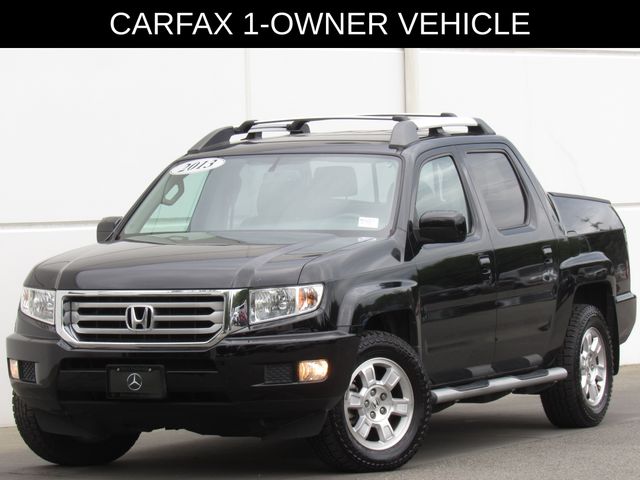 Crystal Black Pearl 2013 Honda Ridgeline RTS Pickup Truck Four-Wheel Drive 5-Speed Automatic