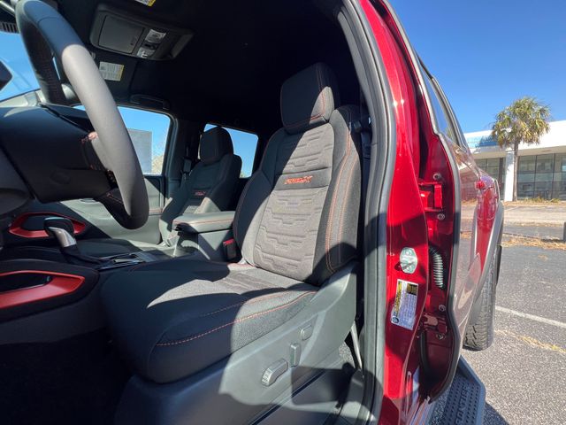 2025 Cardinal Red Metallic Tricoat Nissan Frontier PRO-X RWD Truck