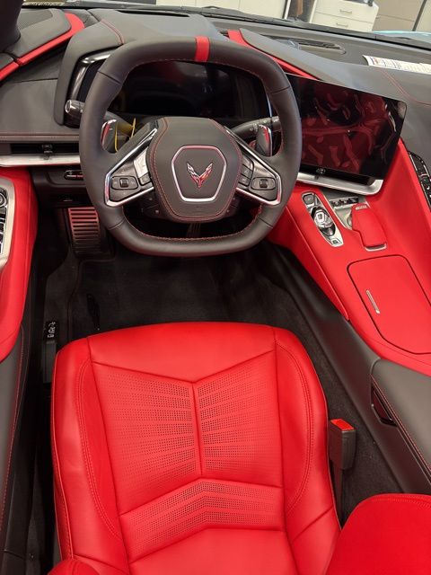 2025 Chevrolet Corvette Stingray photo