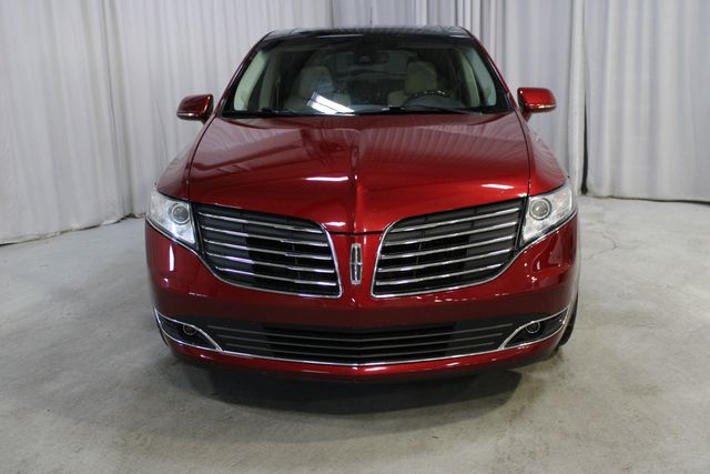 Used 2018 Red Lincoln Reserve image 28