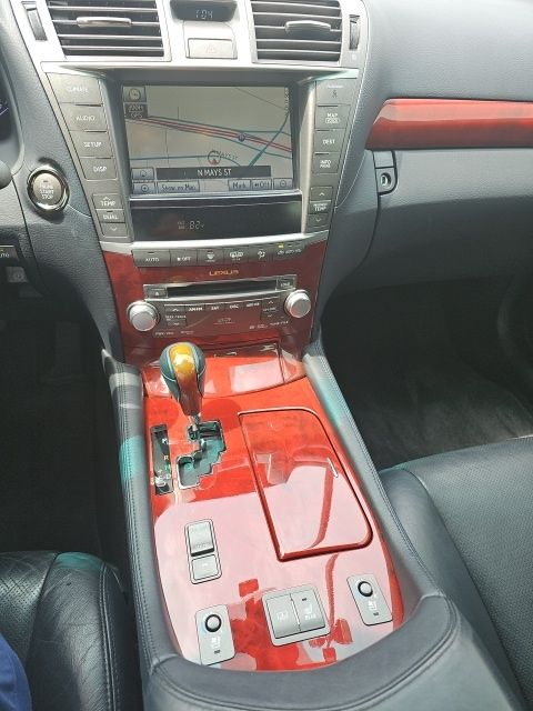 Thumbnail: 2012 Lexus LS - 4