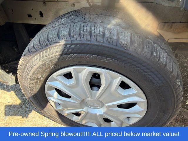 Used 2025 White Ford XL image 10