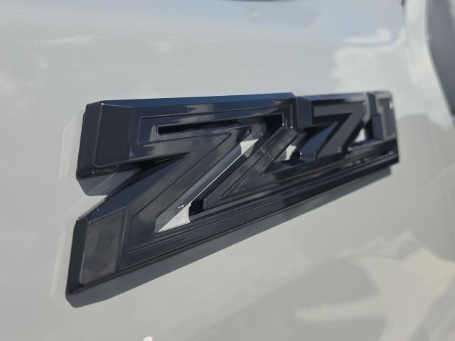 2024 Chevrolet Silverado 2500HD Custom:46690A