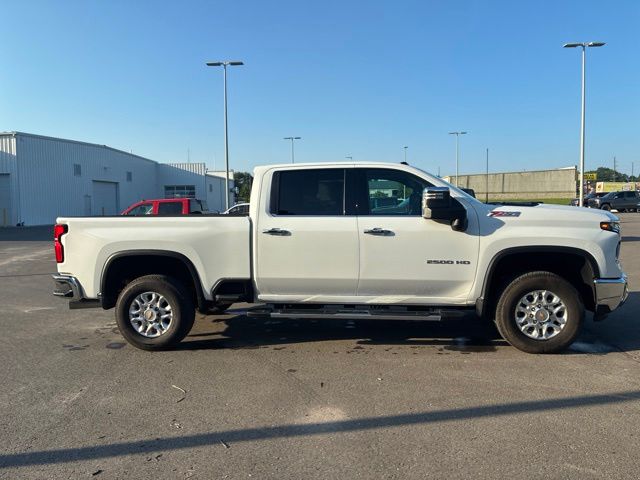 Used 2026 White Chevrolet LTZ image 7