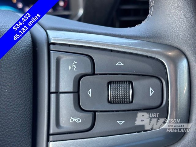 2023 Chevrolet Silverado 1500 LT photo