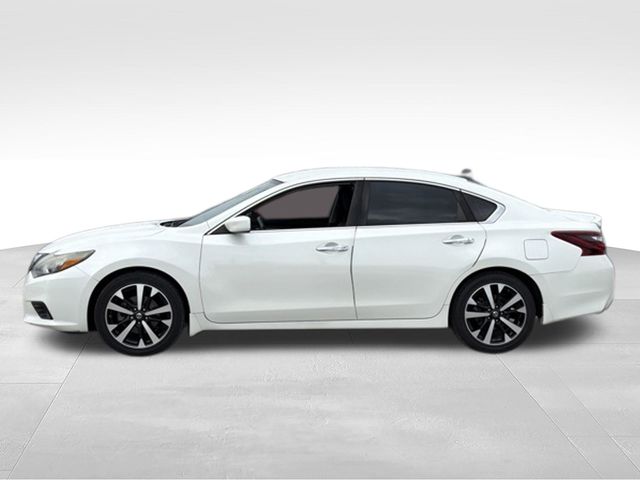 Used 2018 Nissan Altima SR with VIN 1N4AL3APXJC101271 for sale in Lakeland, FL