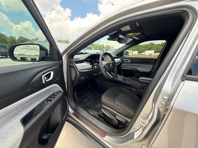 2024 Jeep Compass Sport:46906A