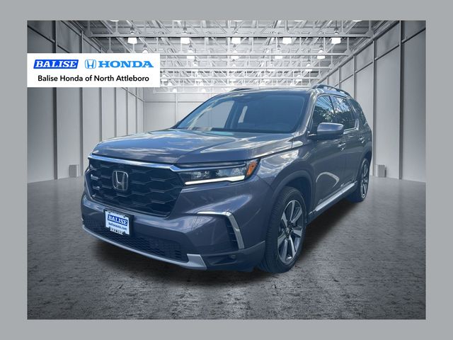 Gray (Modern Steel Metallic) 2023 Honda Pilot SUV / Crossover All-Wheel Drive Automatic