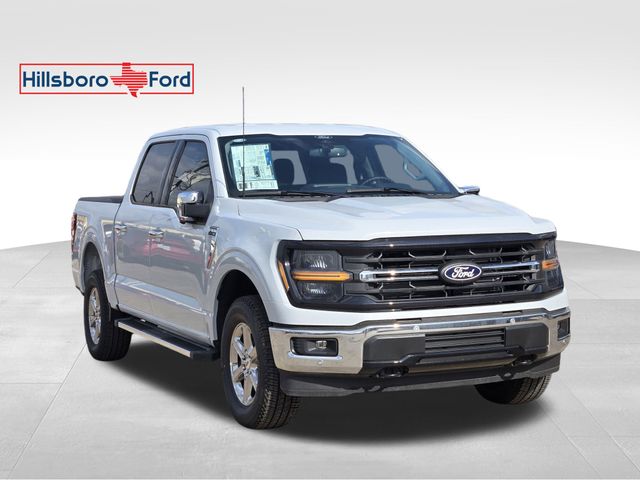 2025 White Ford F-150 XLT 4X4 Truck