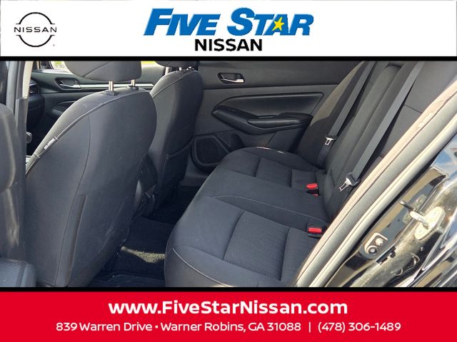 Used 2022 Black Nissan 2.5 SV image 6
