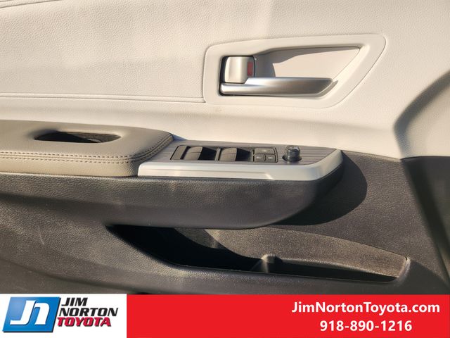 Used 2026 Toyota Sienna Van