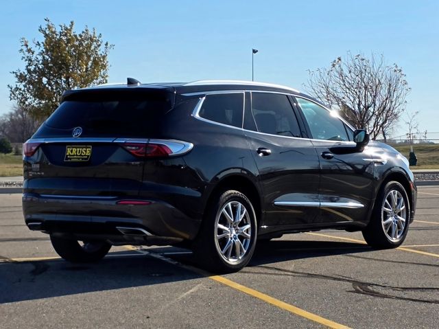 2023 Buick Enclave Premium AWD